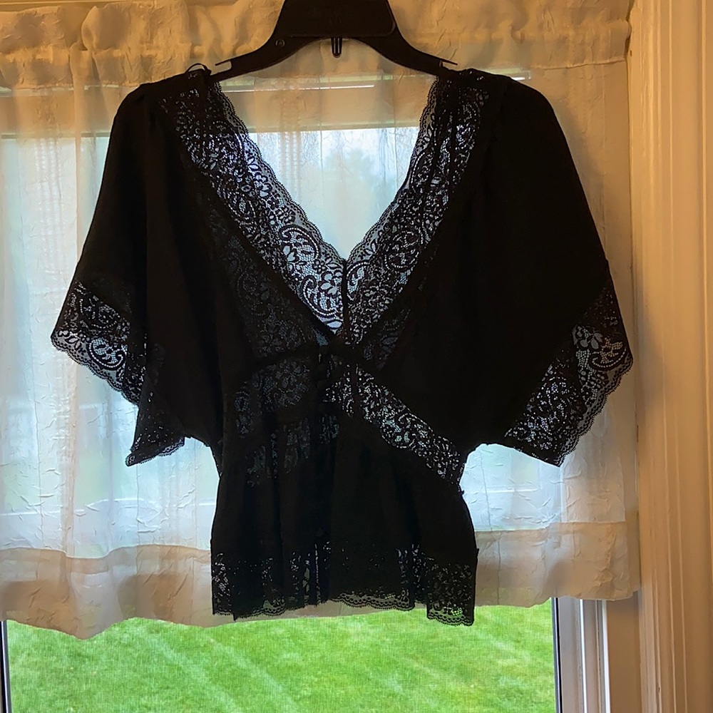 Forever 21 black lacy blouse